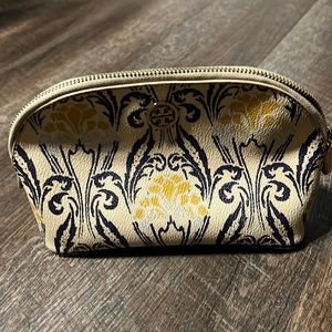 Tory Burch makeup bag